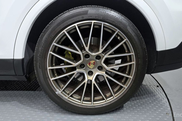 2023 Porsche Cayenne с пробегом 52 624 км