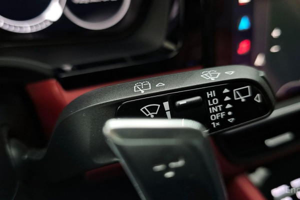 2023 Porsche Cayenne с пробегом 52 624 км