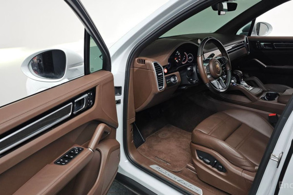 2022 Porsche Cayenne с пробегом 55 766 км