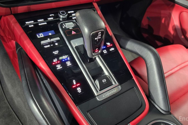 2022 Porsche Cayenne с пробегом 50 226 км