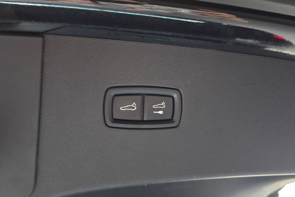 2022 Porsche Cayenne с пробегом 50 226 км