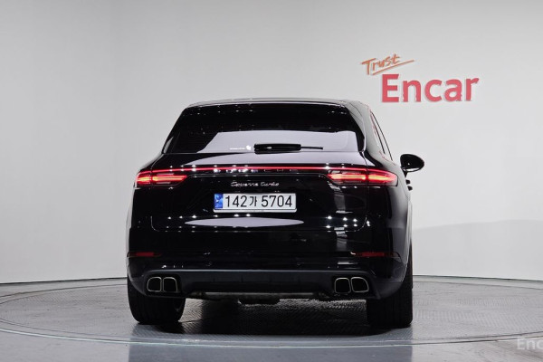 2023 Porsche Cayenne с пробегом 23 940 км