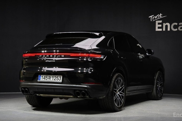 2023 Porsche Cayenne с пробегом 20 168 км