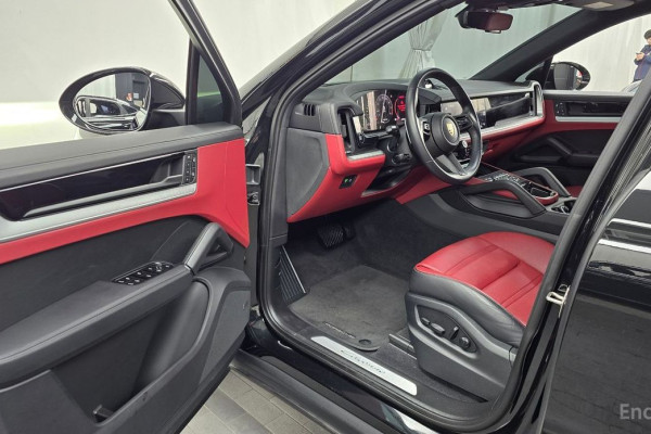 2023 Porsche Cayenne с пробегом 20 168 км