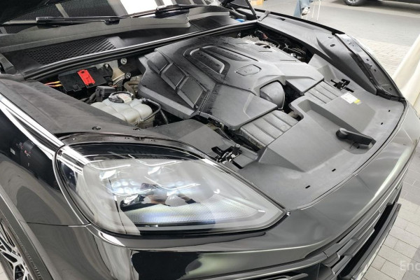 2023 Porsche Cayenne с пробегом 39 653 км