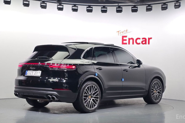 2023 Porsche Cayenne с пробегом 52 632 км