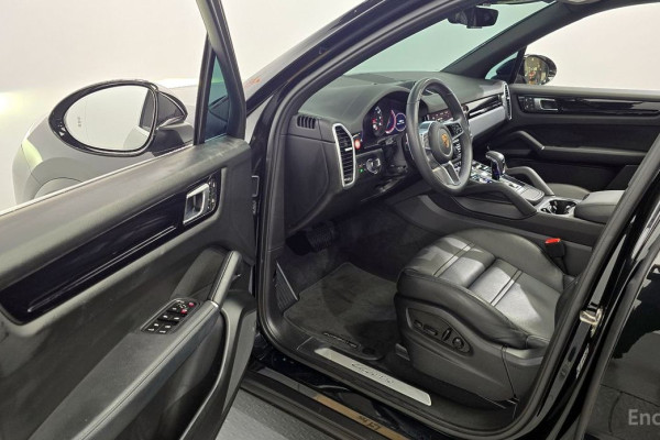 2023 Porsche Cayenne с пробегом 52 632 км