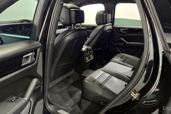 2023 Porsche Cayenne с пробегом 52 632 км