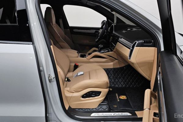 2023 Porsche Cayenne с пробегом 25 388 км