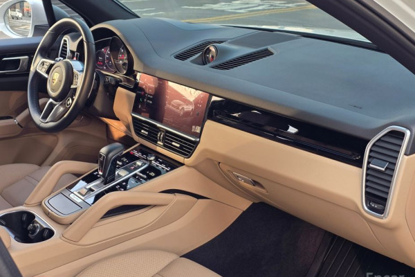 2022 Porsche Cayenne с пробегом 44 900 км