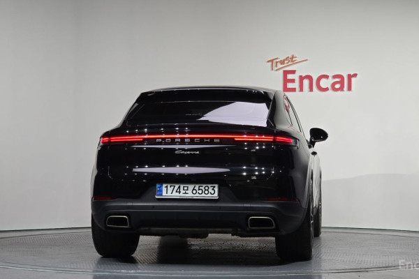 2023 Porsche Cayenne с пробегом 46 883 км