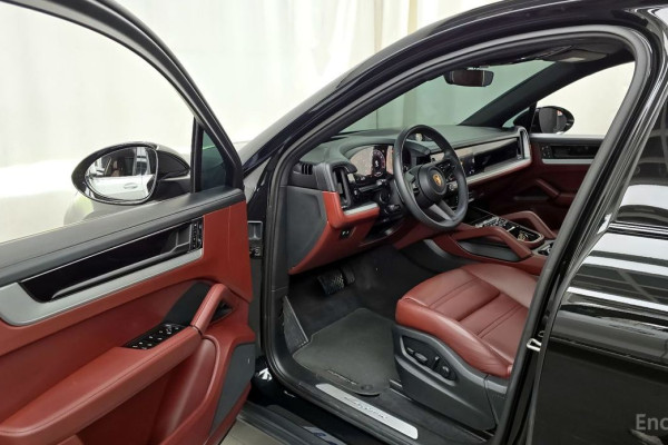2023 Porsche Cayenne с пробегом 46 883 км