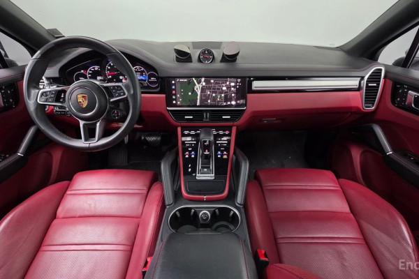 2023 Porsche Cayenne с пробегом 35 822 км
