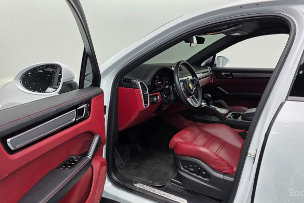 2023 Porsche Cayenne с пробегом 35 822 км