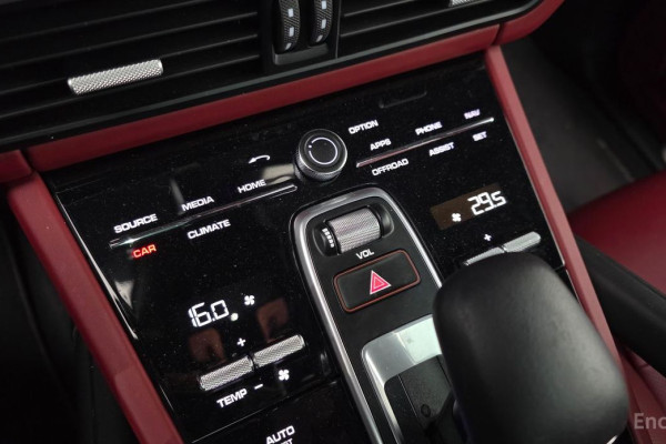 2023 Porsche Cayenne с пробегом 35 822 км