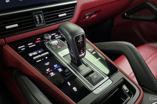 2022 Porsche Cayenne с пробегом 36 402 км