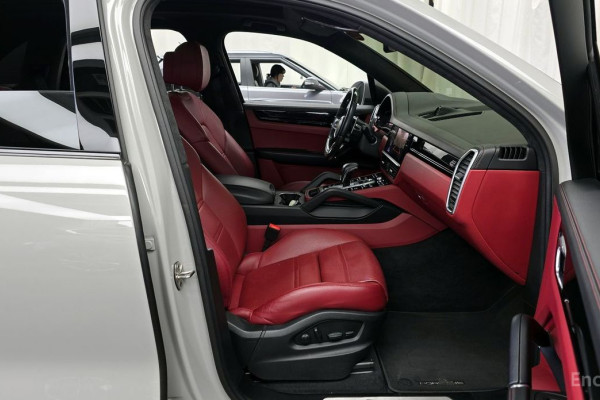 2022 Porsche Cayenne с пробегом 36 402 км