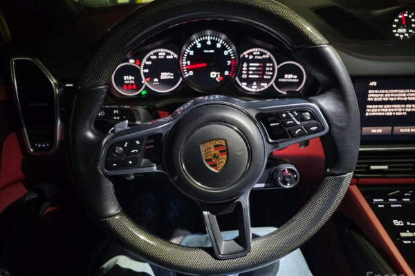 2022 Porsche Cayenne с пробегом 32 598 км