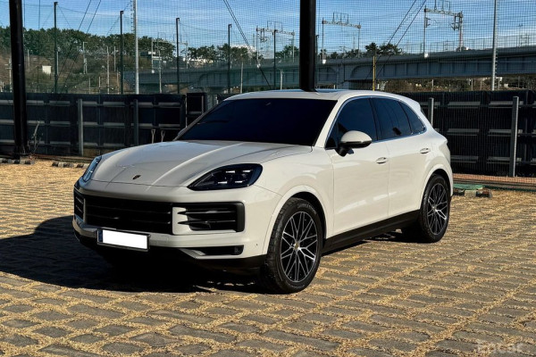 2023 Porsche Cayenne с пробегом 16 400 км