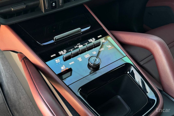 2023 Porsche Cayenne с пробегом 16 400 км