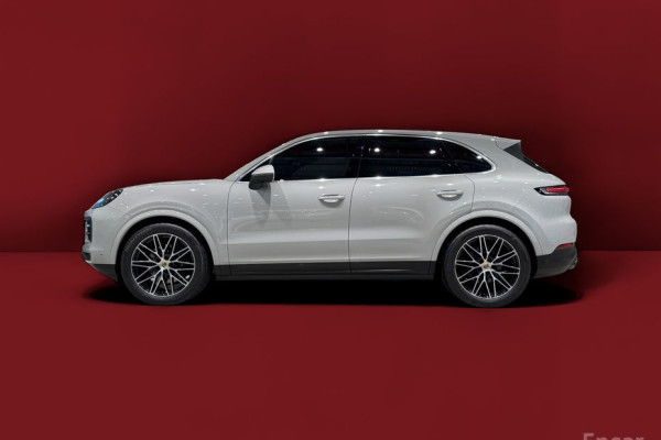 2023 Porsche Cayenne с пробегом 16 400 км