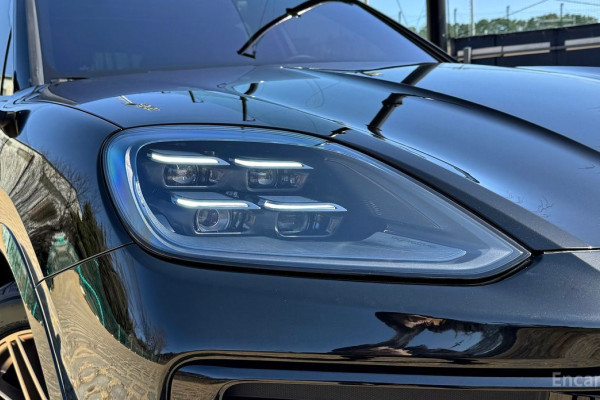 2023 Porsche Cayenne с пробегом 20 300 км