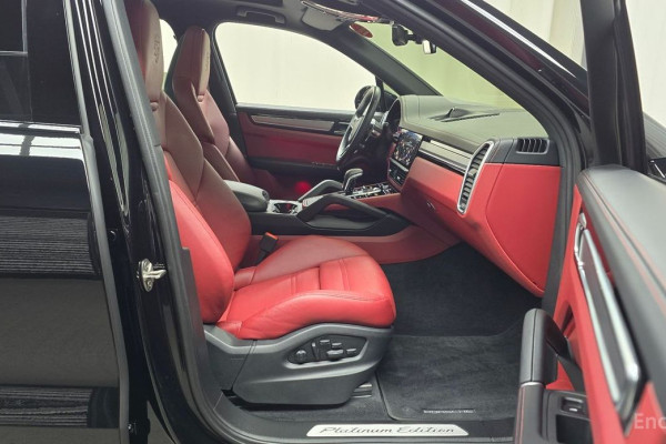 2022 Porsche Cayenne с пробегом 49 106 км