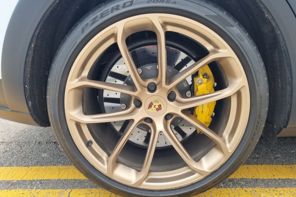 2023 Porsche Cayenne с пробегом 24 000 км