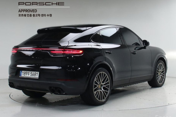 2023 Porsche Cayenne с пробегом 23 000 км