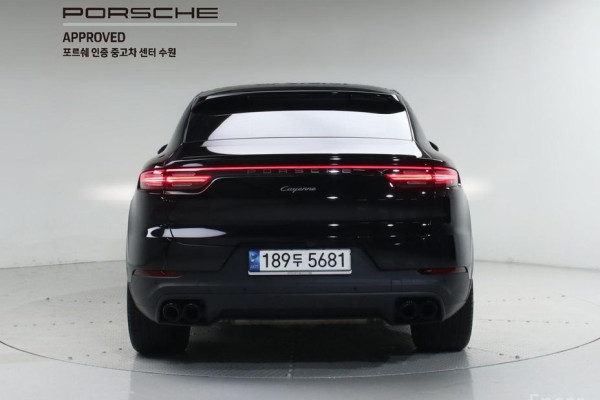 2023 Porsche Cayenne с пробегом 23 000 км