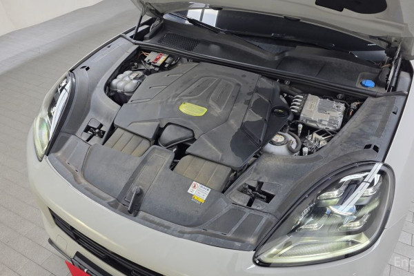 2023 Porsche Cayenne с пробегом 50 923 км
