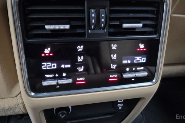 2023 Porsche Cayenne с пробегом 50 923 км