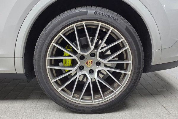 2023 Porsche Cayenne с пробегом 50 923 км