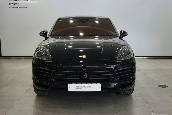 2023 Porsche Cayenne с пробегом 32 000 км