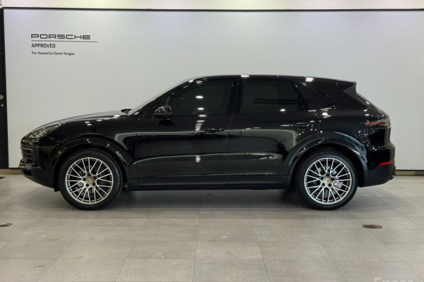 2023 Porsche Cayenne с пробегом 24 655 км