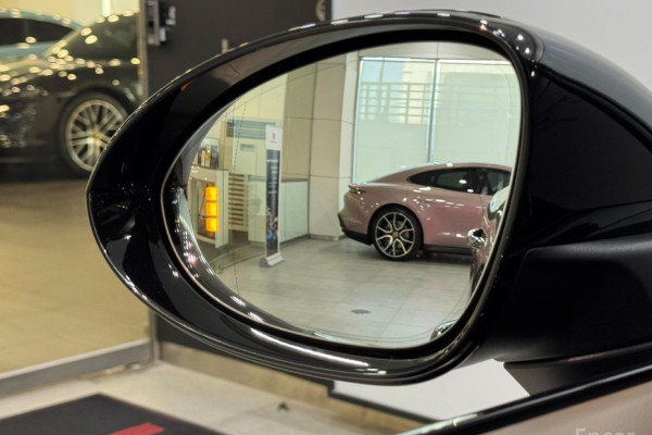 2023 Porsche Cayenne с пробегом 24 655 км