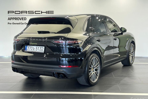 2023 Porsche Cayenne с пробегом 11 080 км