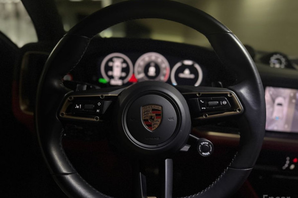 2023 Porsche Cayenne с пробегом 25 900 км