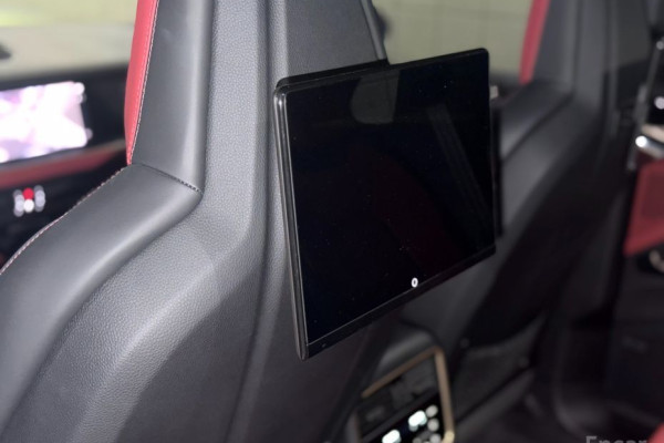 2023 Porsche Cayenne с пробегом 25 900 км