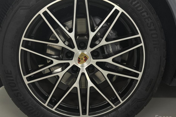 2023 Porsche Cayenne с пробегом 25 900 км