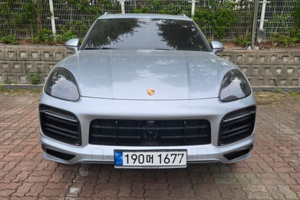 2022 Porsche Cayenne с пробегом 57 000 км