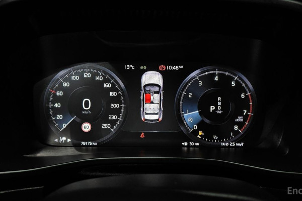 2020 Volvo XC40 с пробегом 78 175 км