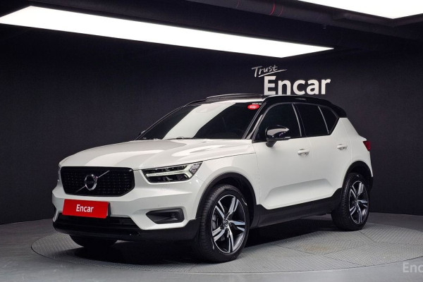 2020 Volvo XC40 с пробегом 31 190 км