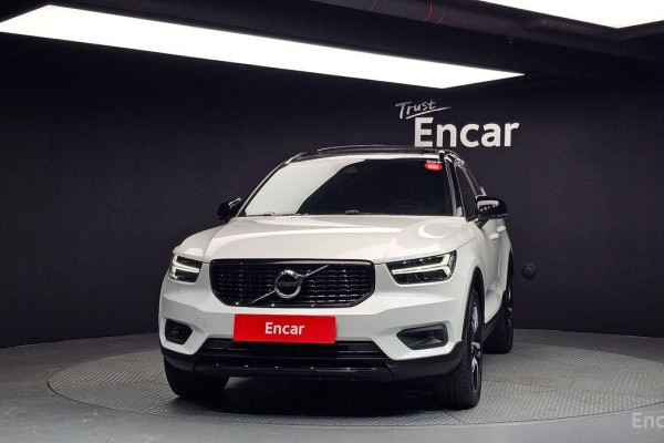 2020 Volvo XC40 с пробегом 31 190 км