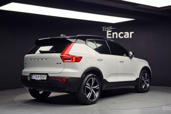 2020 Volvo XC40 с пробегом 31 190 км