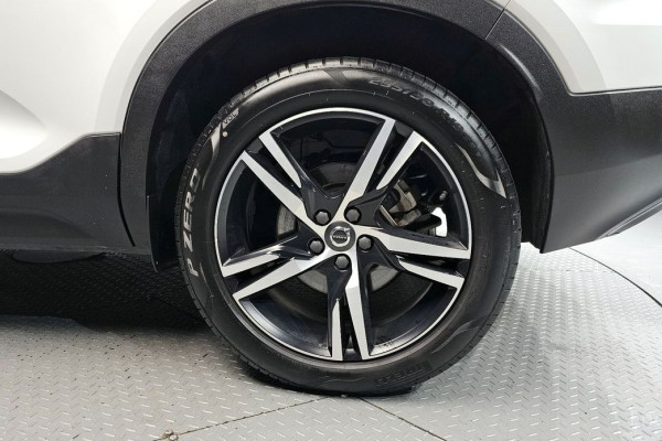 2020 Volvo XC40 с пробегом 31 190 км