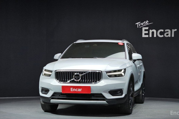 2022 Volvo XC40 с пробегом 31 720 км