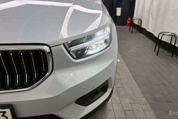 2022 Volvo XC40 с пробегом 31 720 км
