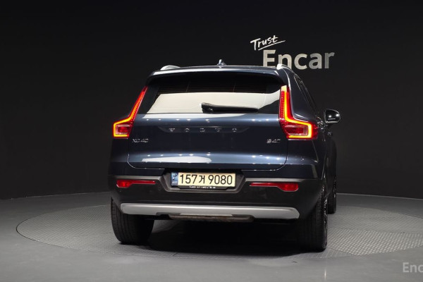 2021 Volvo XC40 с пробегом 63 855 км