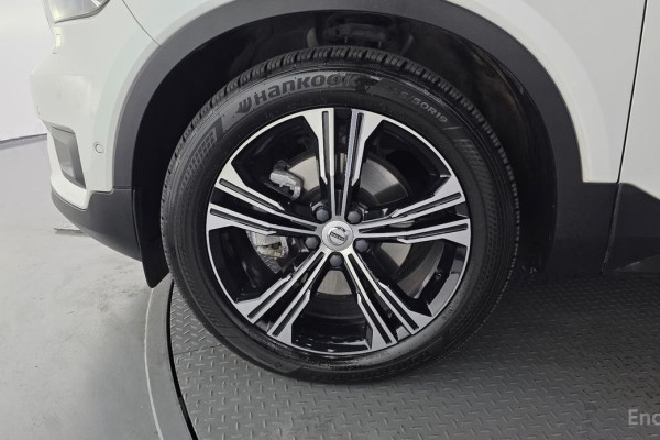 2020 Volvo XC40 с пробегом 58 754 км